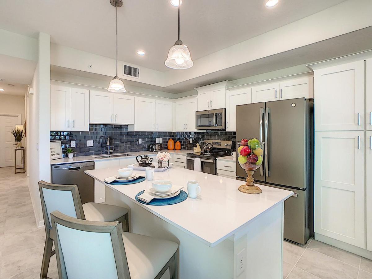 Modern Condo Near Disney Foosball Water Park Kissimmee Exteriör bild
